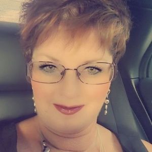 Meet your Posher, Stacey